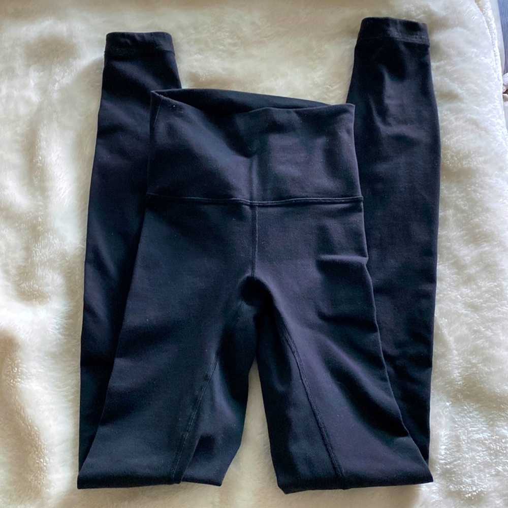 Lululemon black leggings